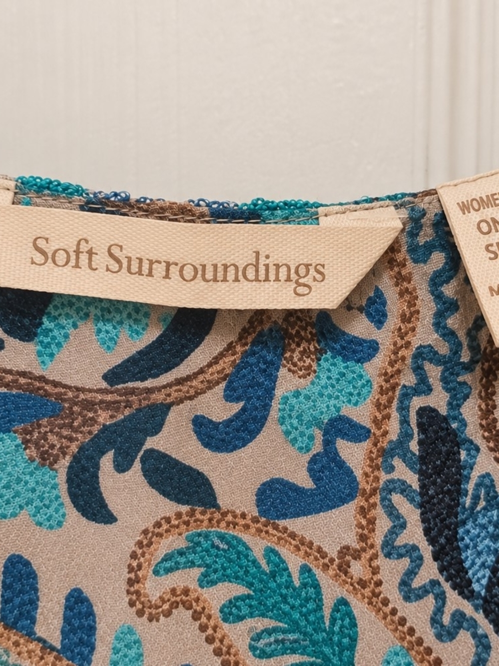 Embroidered Open-Front Kimono Jacket in Beige and Teal - Picture 8 of 9